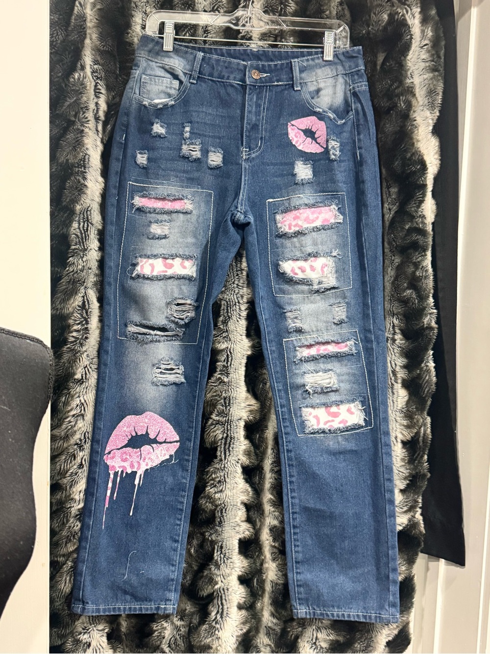 Distressed Dark Blue Women's Jeans with Pink Lip and Patch Details